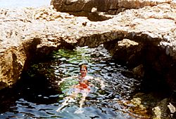 Arthur in een kleine baai